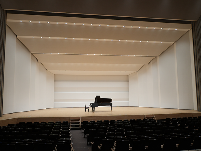 15列20番からの舞台