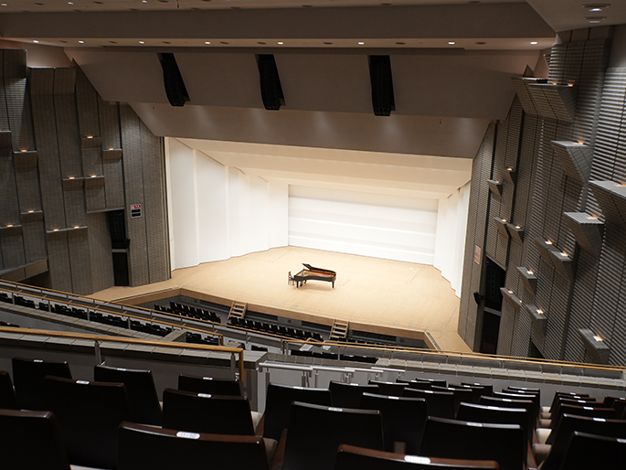 2階席 13列52番からの舞台