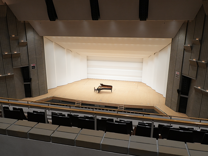 2階席 6列38番からの舞台