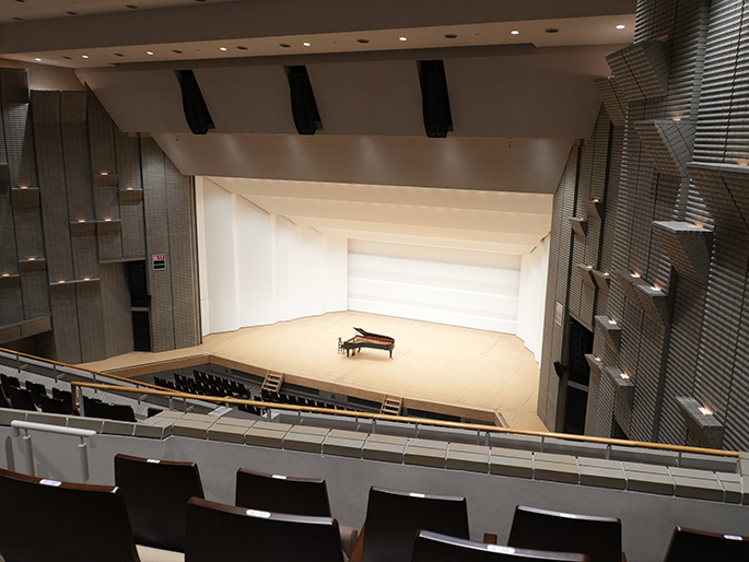 2階席 8列53番からの舞台