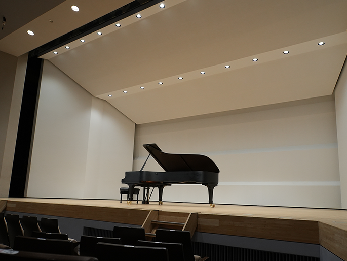 5列25番からの舞台