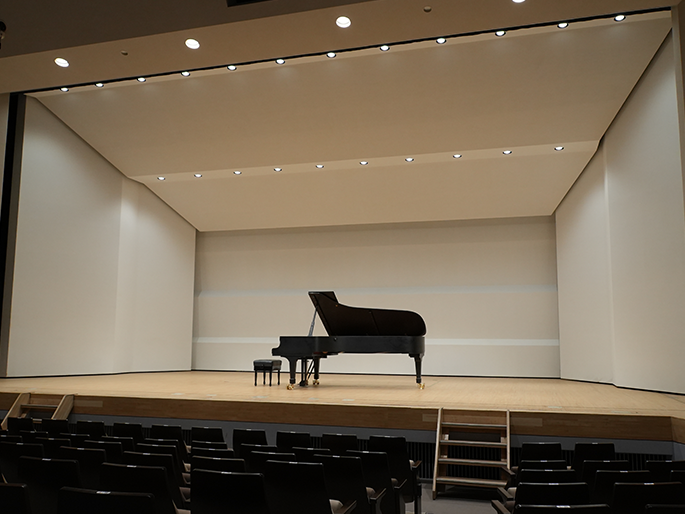 7列20番からの舞台